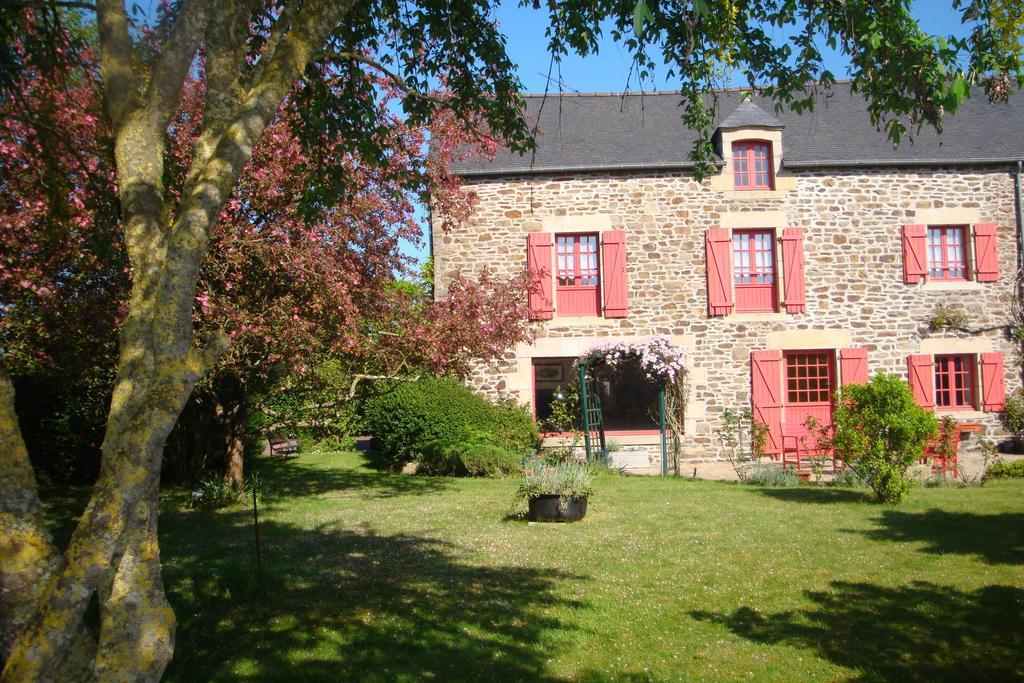 Au Jardin D'Eloise Acomodação com café da manhã Tremereuc Exterior foto